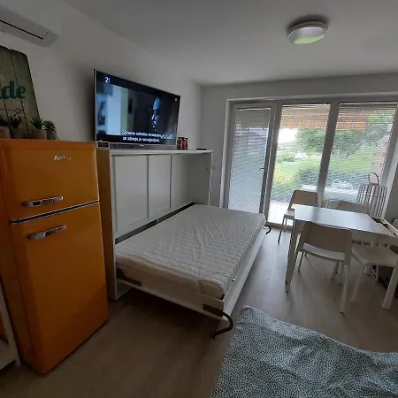 Apartma Du32 *